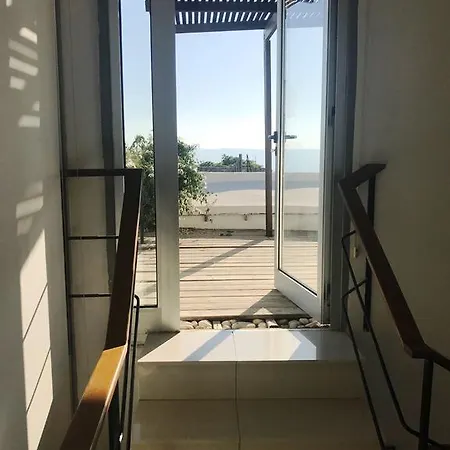 Thea Lasa House Villa *